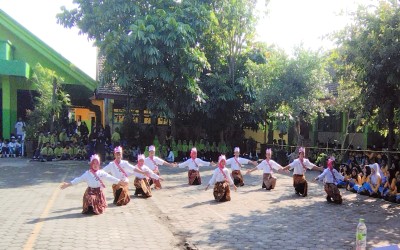 Lomba yel yel 17 Agustus